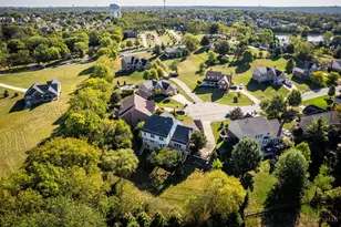 7977 Quail Meadow Ln, West Chester, OH 45069 - Photo 11