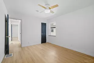 5862 Kennedy Ave, Cincinnati, OH 45213 - Photo 13