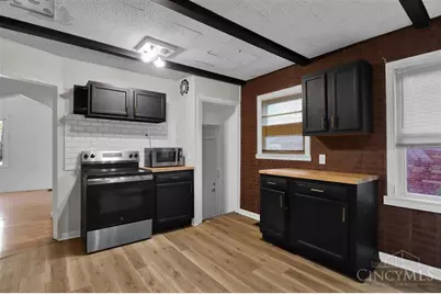 8010 Daly Road, Cincinnati, OH 45224 - Photo 11