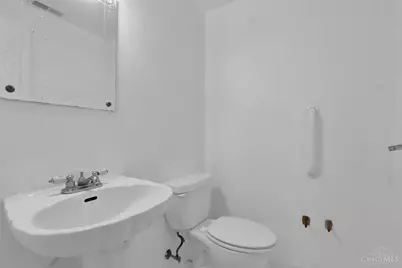 8010 Daly Road, Cincinnati, OH 45224 - Photo 19