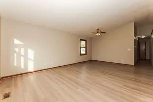 6933 Torrington Dr, Franklin Township, OH 45005 - Photo 3