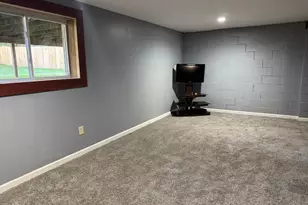 1863 W Kemper Rd, Forest Park, OH 45240 - Photo 25