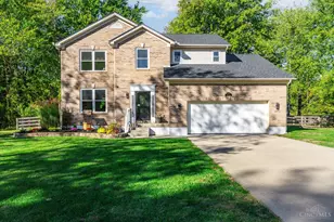 5630 Beech Grove Dr, Miami Township, OH 45150 - Photo 3