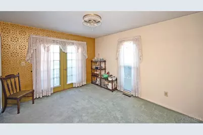 1136 Inner Circle Drive, Forest Park, OH 45240 - Photo 9