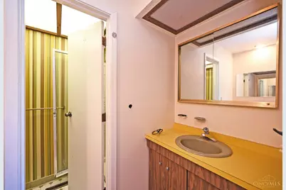 1136 Inner Circle Drive, Forest Park, OH 45240 - Photo 25