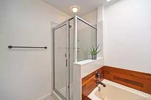 237 Eastwick Dr, Springdale, OH 45246 - Photo 33