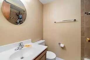 9371 Montoro Dr, Springfield Township, OH 45231 - Photo 19