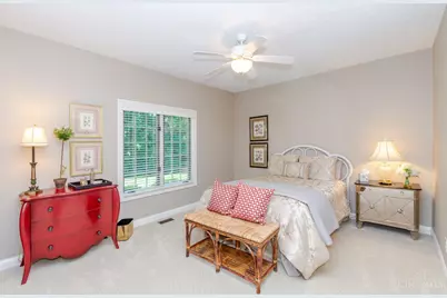 1053 Charter Place, Centerville, OH 45458 - Photo 27