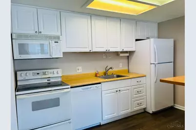 9553 Olde Woods Drive, West Chester, OH 45011 - Photo 5