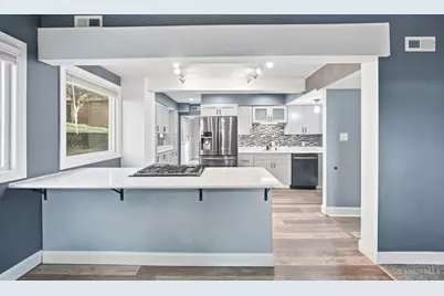 194 E State Road, Cleves, OH 45002 - Photo 9