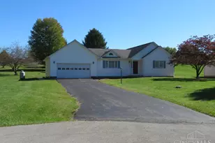 204 Kerry Ln, Lynchburg, OH 45142 - Photo 5
