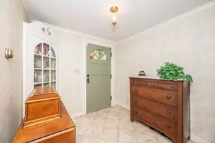 5695 Jessup Rd, Green Township, OH 45247 - Photo 5