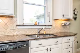 5695 Jessup Rd, Green Township, OH 45247 - Photo 9