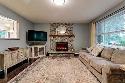 6211 Cook Road, Miami Township, OH 45150 - Photo 5