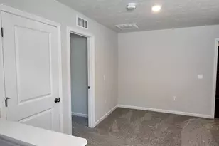 1005 N South St, Wilmington, OH 45177 - Photo 9