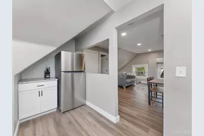 321 Helen Street, Cincinnati, OH 45219 - Photo 27