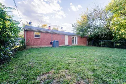 1890 Lotushill Drive, Springfield Township, OH 45240 - Photo 13