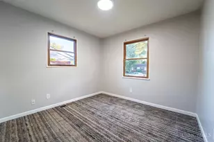 1890 Lotushill Dr, Springfield Township, OH 45240 - Photo 11