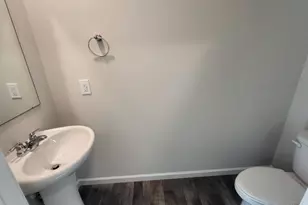 987 N South St, Wilmington, OH 45177 - Photo 3