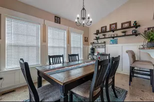 3518 Park Crest Ln, Butler Twp, OH 45414 - Photo 5