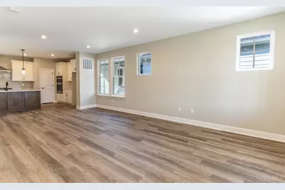 346 Beale Lane, Turtle Creek Township, OH 45036 - Photo 9