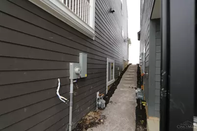 5677 Ohio Trail #16, Green Township, OH 45248 - Photo 7