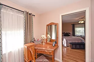 1025 Eastgate Dr, Springfield Township, OH 45231 - Photo 13