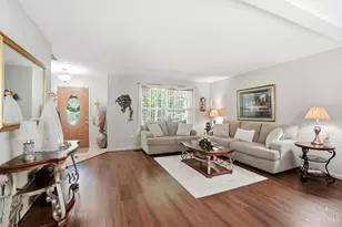 1336 Deedee Ln, Amelia, OH 45102 - Photo 7