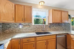 1336 Deedee Ln, Amelia, OH 45102 - Photo 15