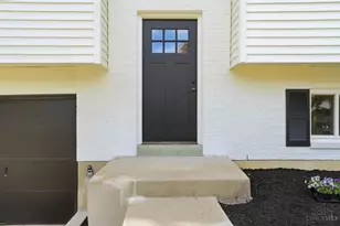 1442 Hazelgrove Dr, Springfield Township, OH 45240 - Photo 3