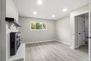 1442 Hazelgrove Dr, Springfield Township, OH 45240 - Photo 25