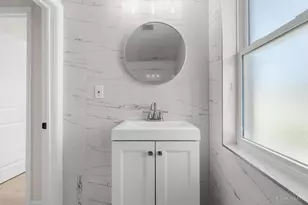 17 Thill St, Cincinnati, OH 45219 - Photo 41