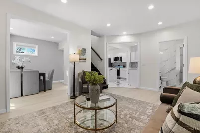 17 Thill Street, Cincinnati, OH 45219 - Photo 13