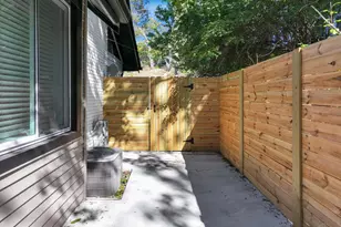 17 Thill St, Cincinnati, OH 45219 - Photo 9