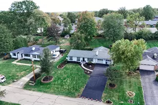 7961 Elbrecht Dr, Sycamore Township, OH 45242 - Photo 33