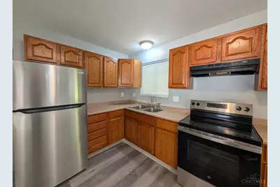 3427 Bighorn Court, Cincinnati, OH 45211 - Photo 7