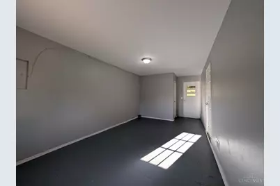 3427 Bighorn Court, Cincinnati, OH 45211 - Photo 9