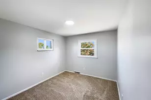 11825 Cedarcreek Dr, Springfield Township, OH 45240 - Photo 21