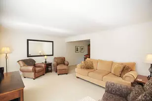 8069 Ashgrove Dr, Anderson Township, OH 45244 - Photo 21