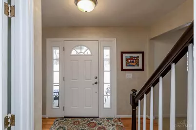 8069 Ashgrove Drive, Anderson Township, OH 45244 - Photo 3