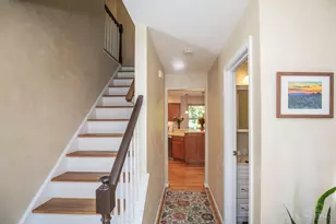 8069 Ashgrove Dr, Anderson Township, OH 45244 - Photo 5