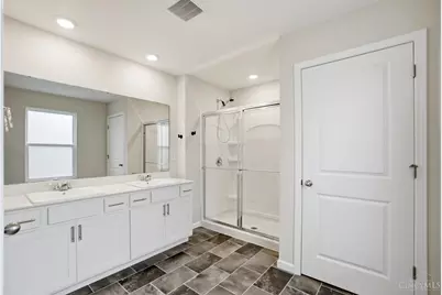 4980 Lakeview Drive, Hamilton Township, OH 45152 - Photo 15