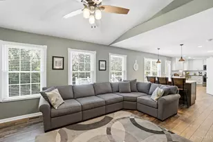 3943 Durango Green Dr, Miami Township, OH 45002 - Photo 7