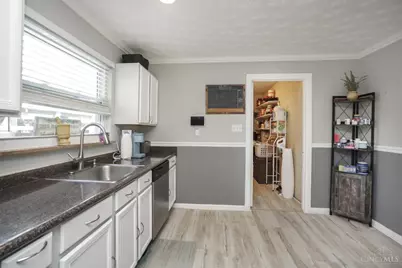 5731 Hilltop Way, Miami Township, OH 45150 - Photo 15