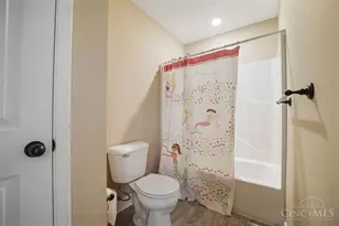 1119 Grants Pass Dr, Washington Township, OH 45153 - Photo 37