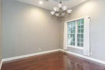 1238 Elsinore Avenue, Cincinnati, OH 45202 - Photo 13