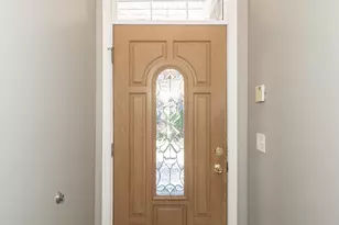 1238 Elsinore Ave, Cincinnati, OH 45202 - Photo 3