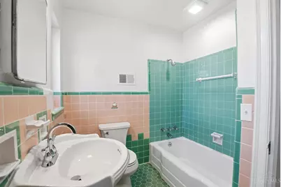 2728 Ridgewood Avenue, Columbia Township, OH 45213 - Photo 21