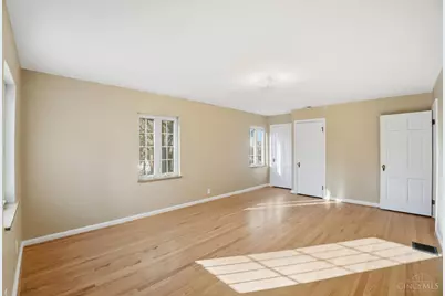 2728 Ridgewood Avenue, Columbia Township, OH 45213 - Photo 17