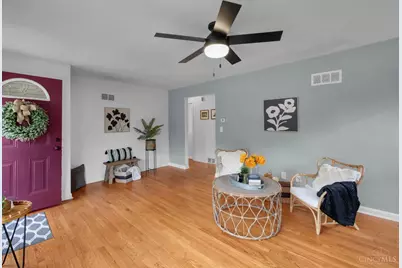 1054 Grayview Court, Cincinnati, OH 45224 - Photo 7